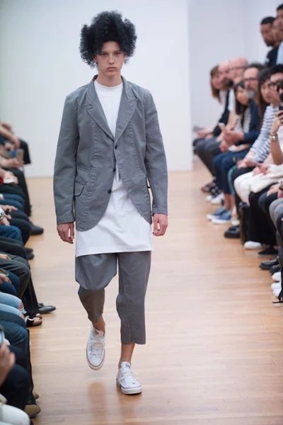 Look 53